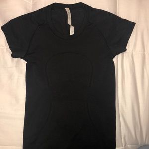 Lululemon swiftly tech t-shirt